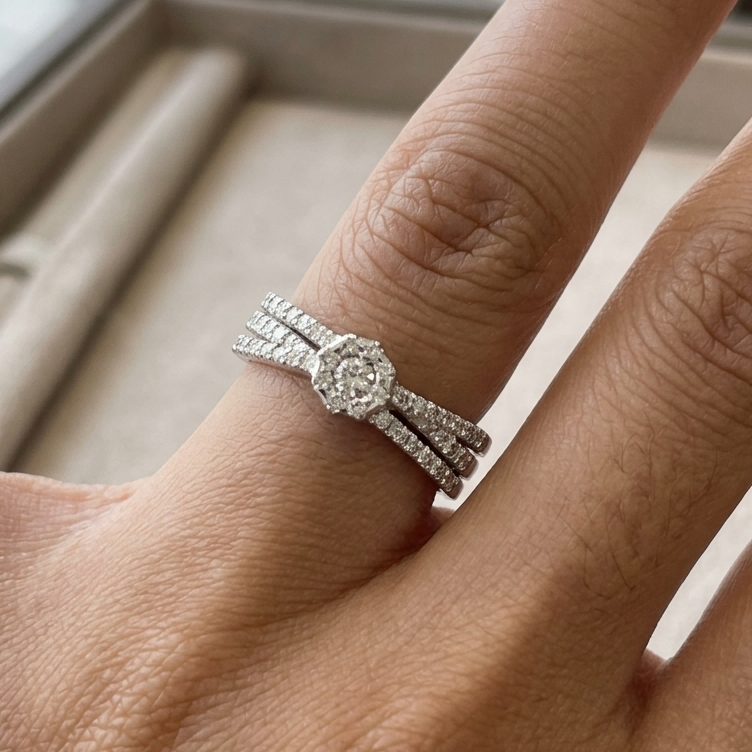 Triple-Row Split Shank Cluster Ring