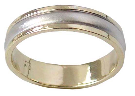 9k Gold Domed and Curve Edge Men's Wedding Band -M--MWB